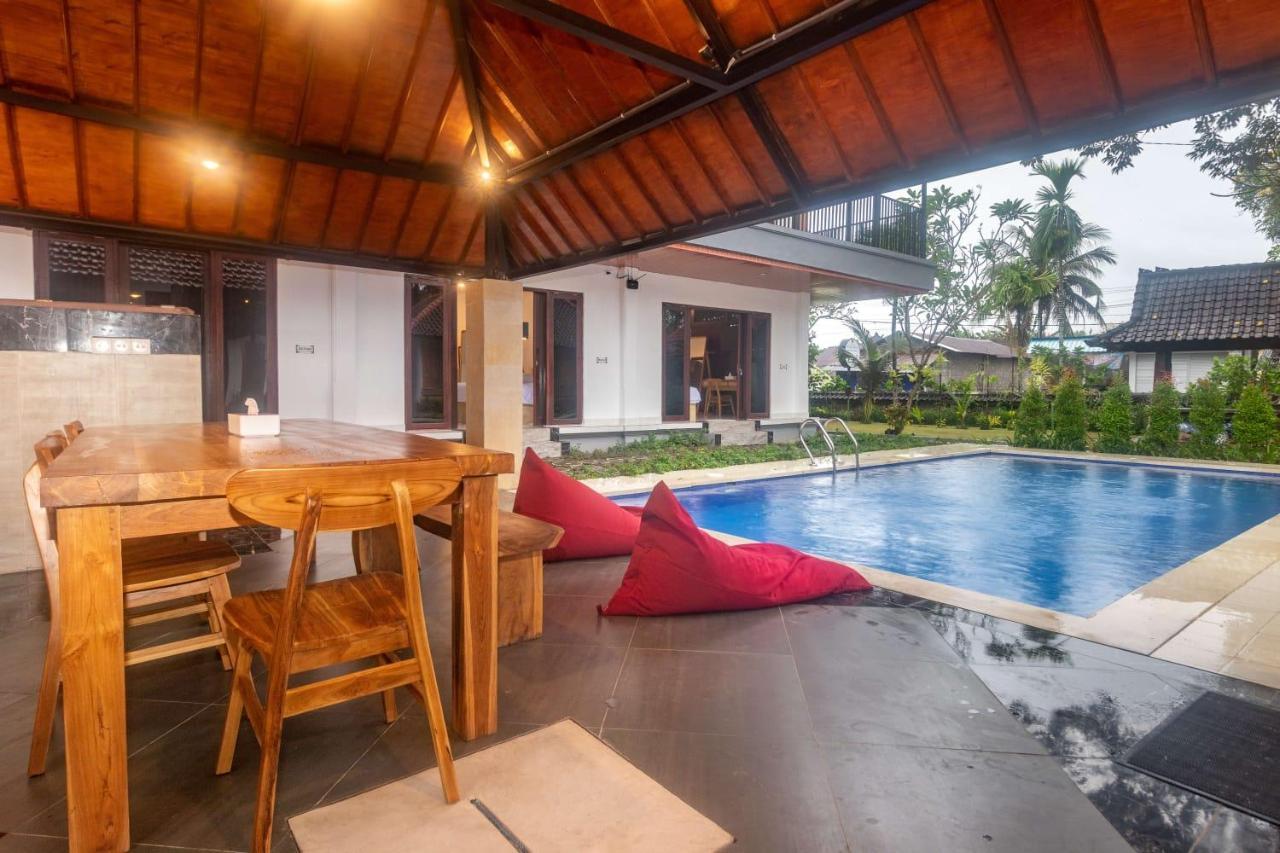 Batuan Village Sukawati Extérieur photo